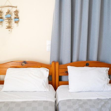 Nefeli Rooms Agia Marina  Ngoại thất bức ảnh