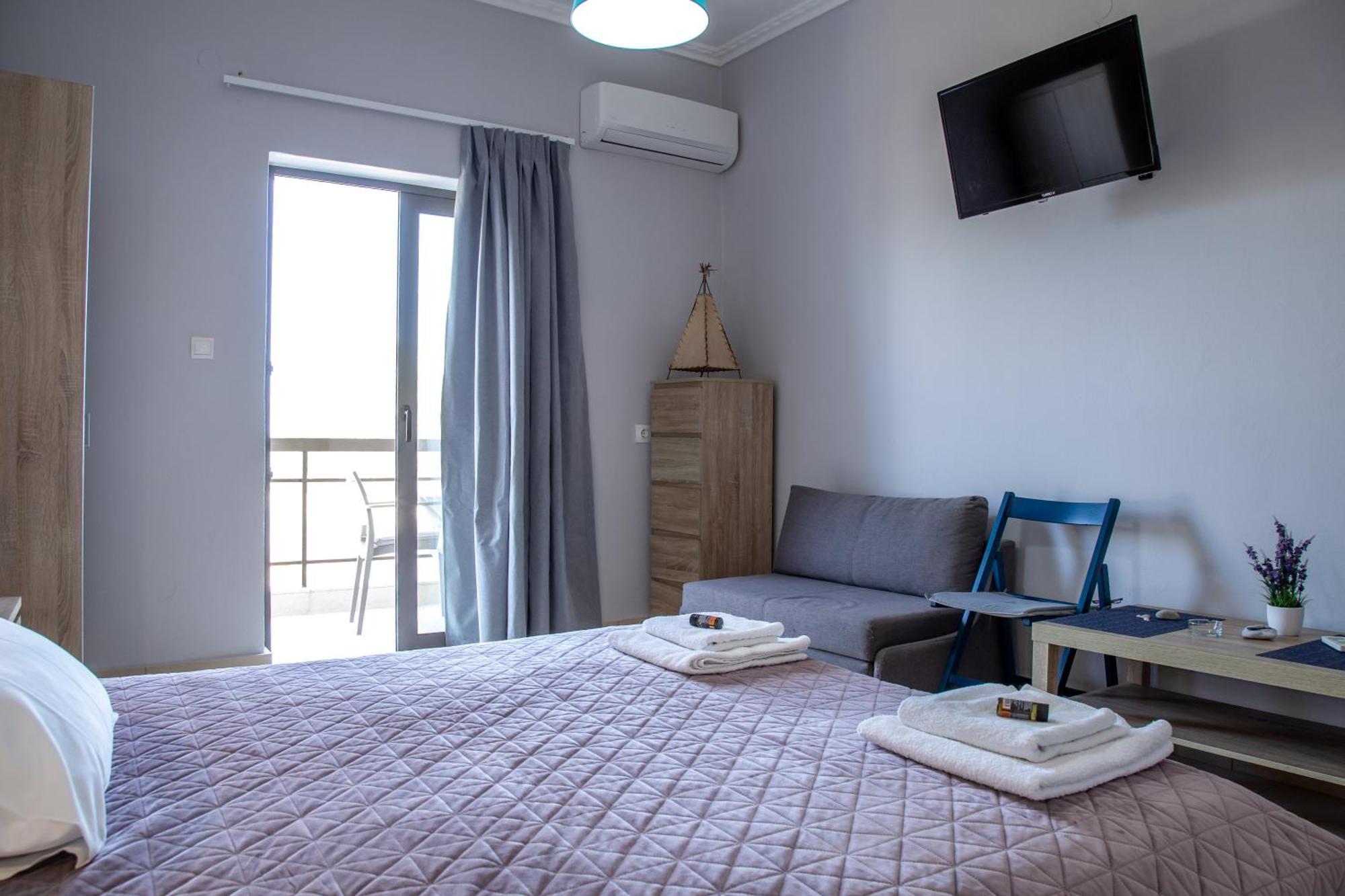 Nefeli Rooms Agia Marina  Ngoại thất bức ảnh