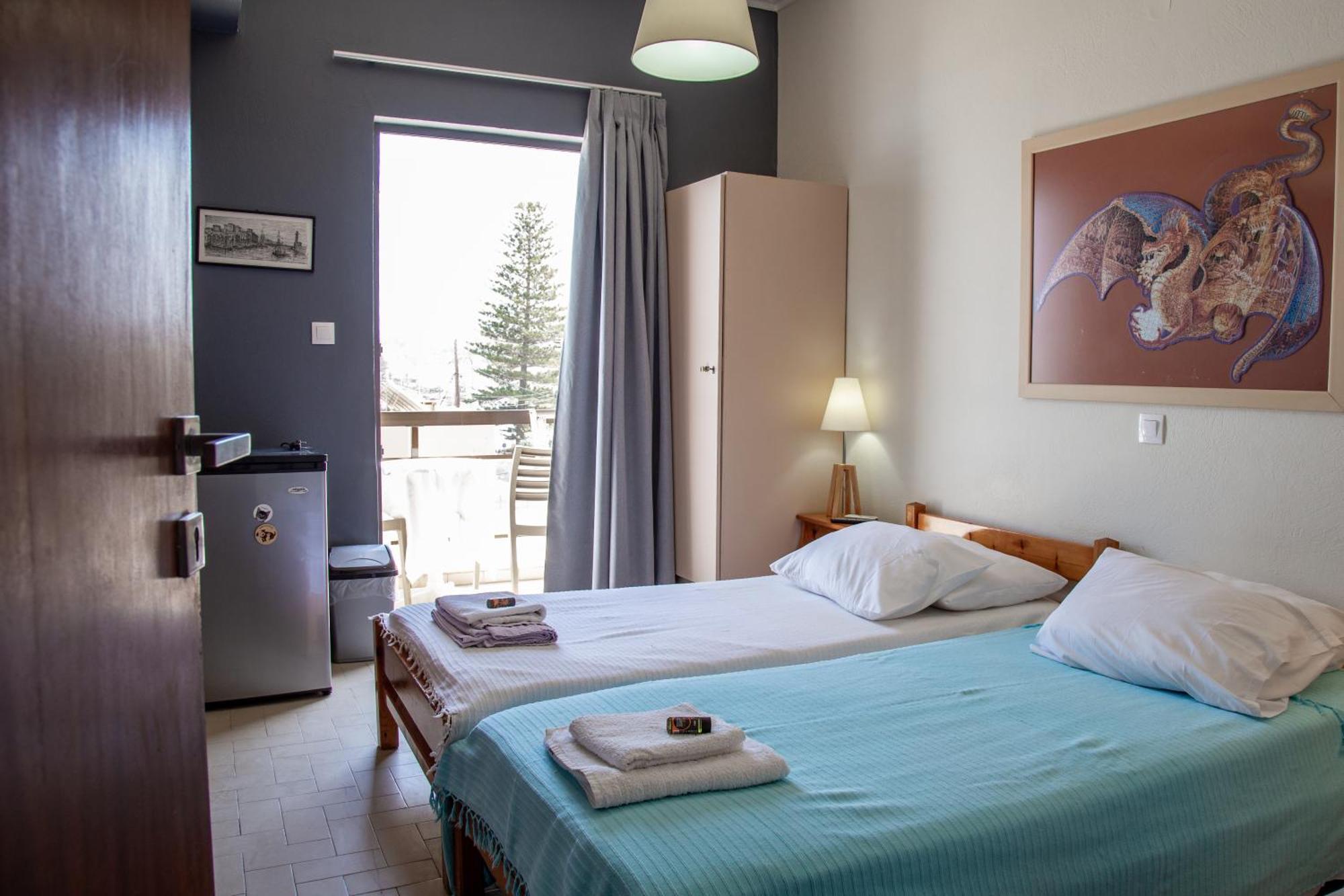 Nefeli Rooms Agia Marina  Ngoại thất bức ảnh