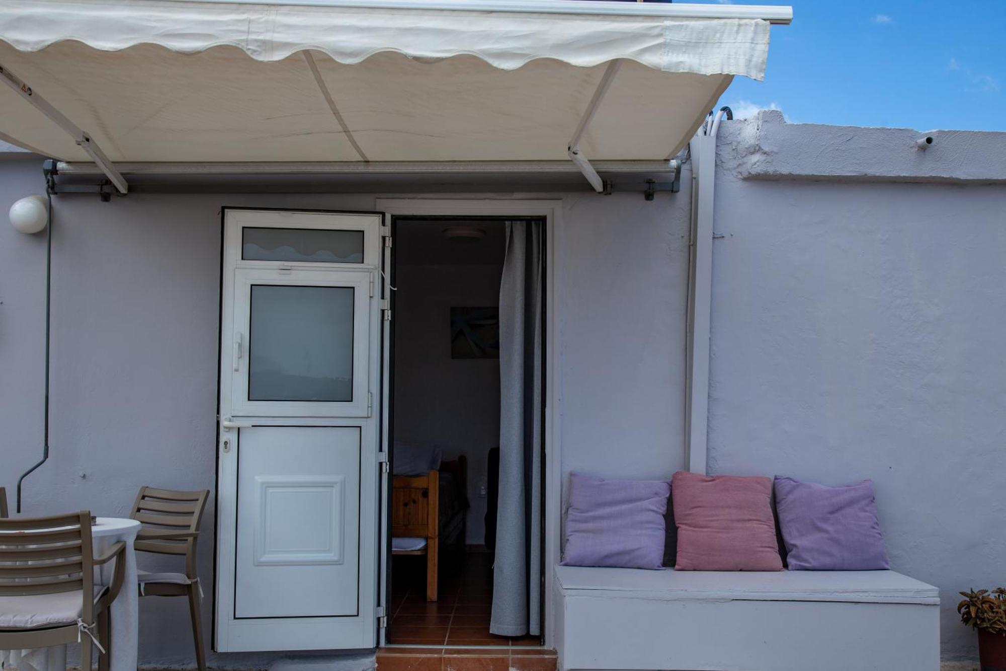 Nefeli Rooms Agia Marina  Ngoại thất bức ảnh